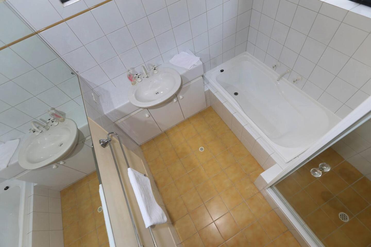 Rancho Relaxo - Great For Longer Stays! Free Wifi 斯卡伯勒 外观 照片